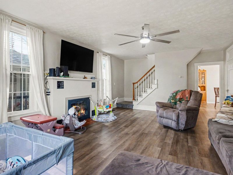 527 E 4th Street, Marysville, OH 43040 Photo 5