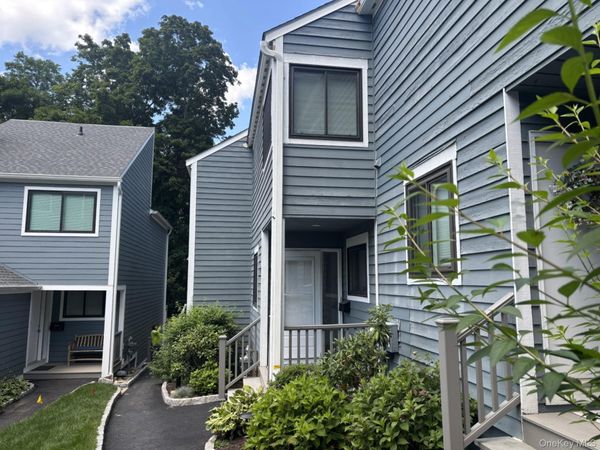 13 Timber Ridge, Mount Kisco, NY 10549
