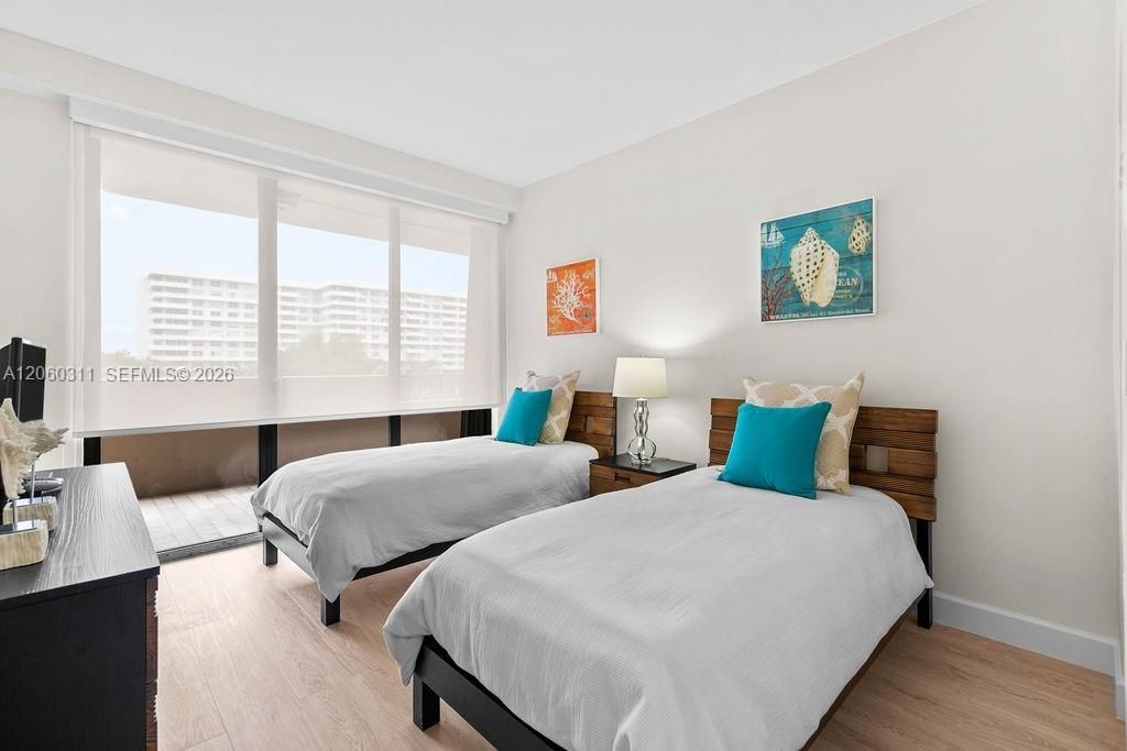 251 Crandon Blvd, Unit 325, Key Biscayne, FL 33149 Photo