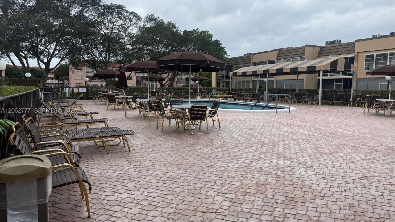 9081 Sunrise Lakes Blvd , Unit 105, Sunrise, FL 33322 Photo