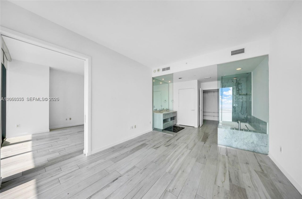 480 NE 31st St , Unit 2003, Miami, FL 33137 Photo