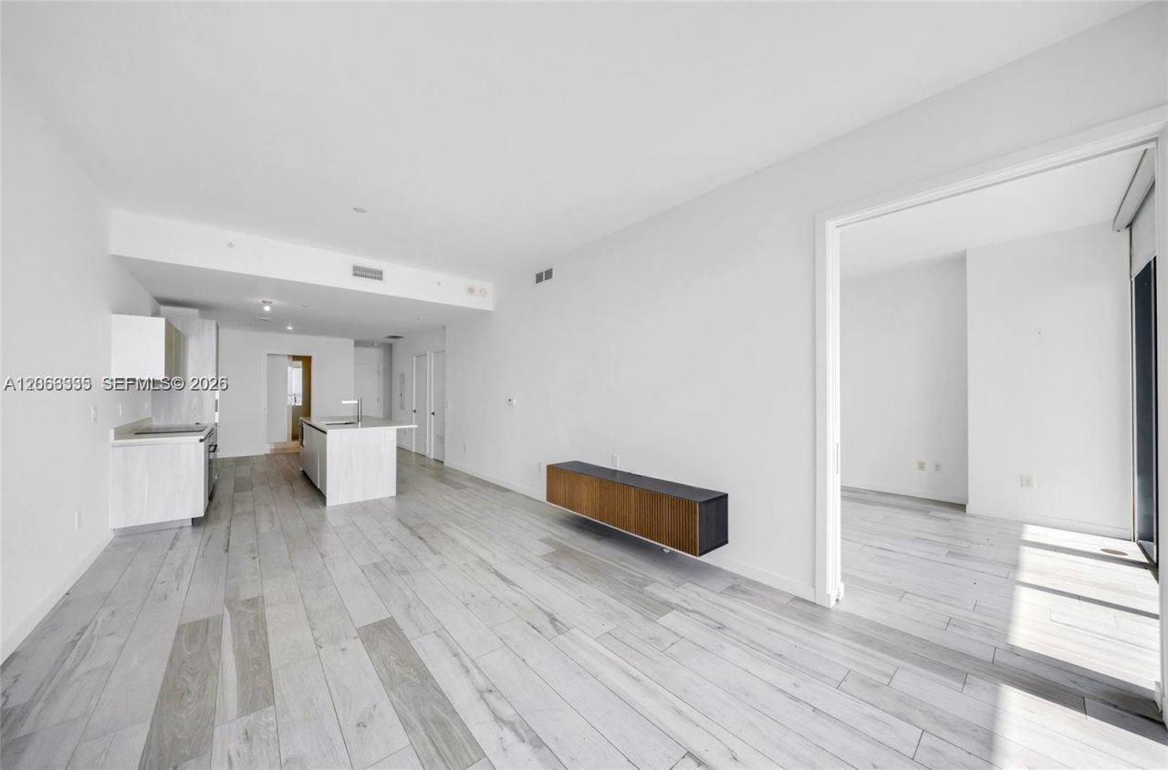 480 NE 31st St , Unit 2003, Miami, FL 33137 Photo