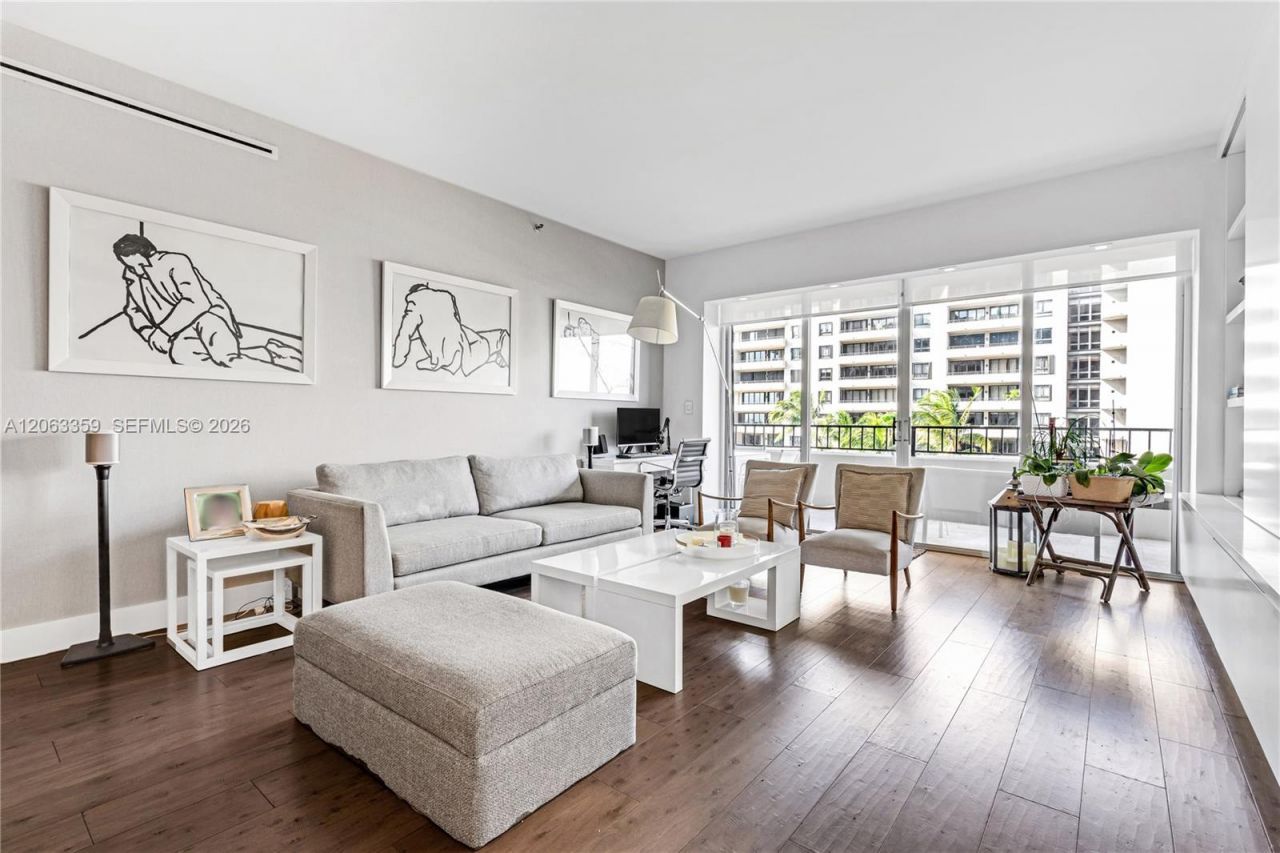 201 Crandon Blvd , Unit 530, Key Biscayne, FL 33149 Photo
