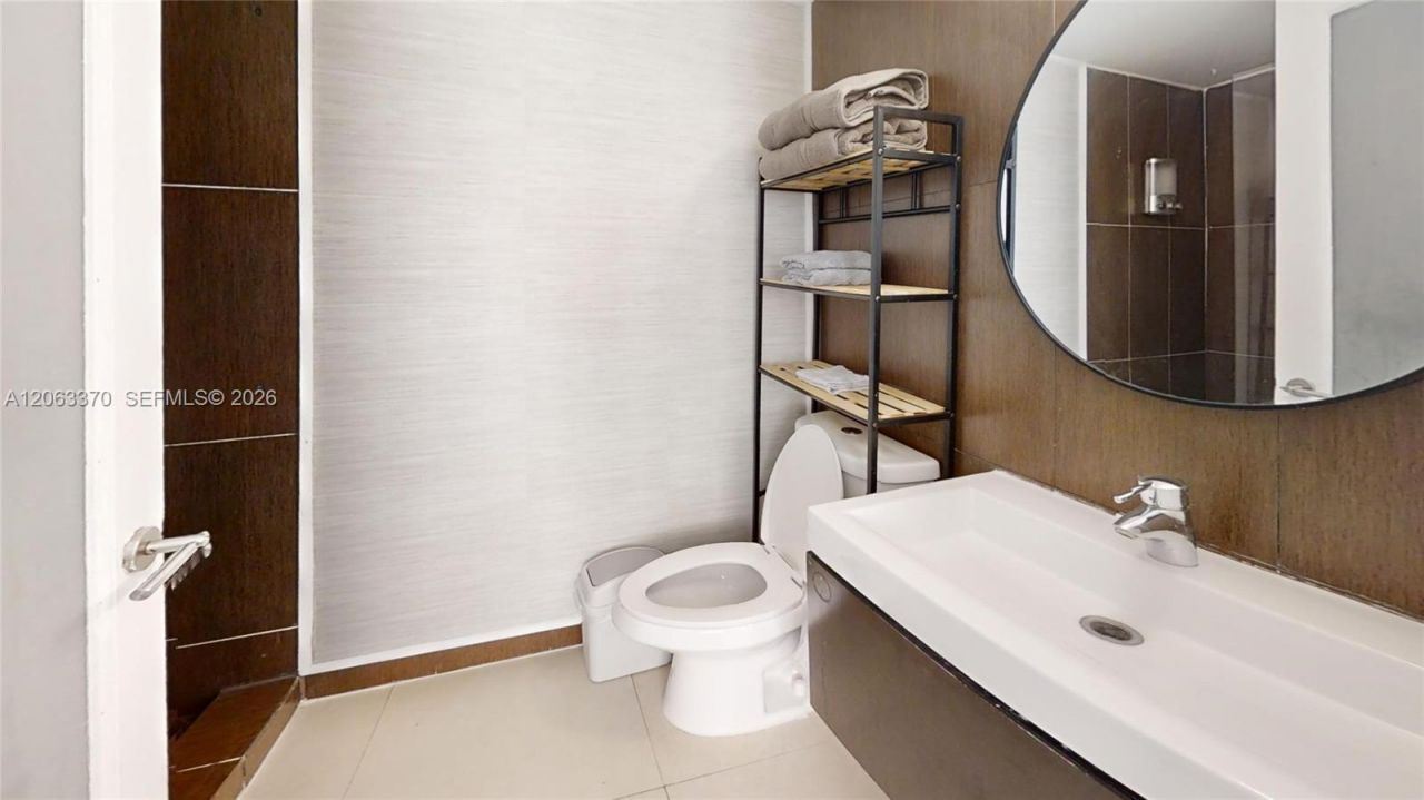 130 3rd St, Unit 104, Miami Beach, FL 33139 Photo