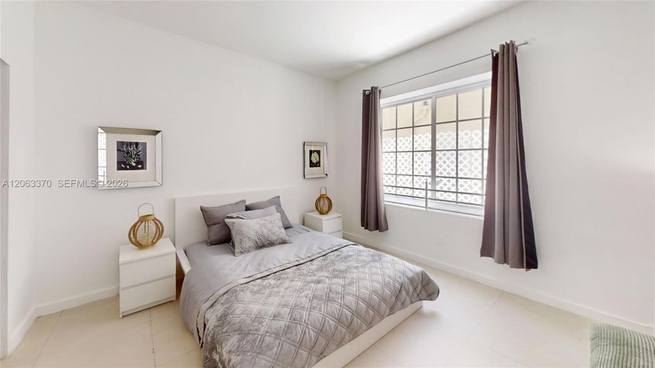 130 3rd St, Unit 104, Miami Beach, FL 33139 Photo