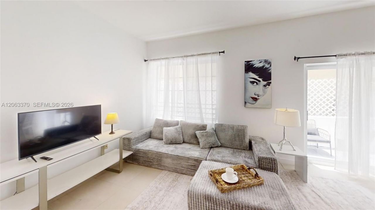 130 3rd St, Unit 104, Miami Beach, FL 33139 Photo