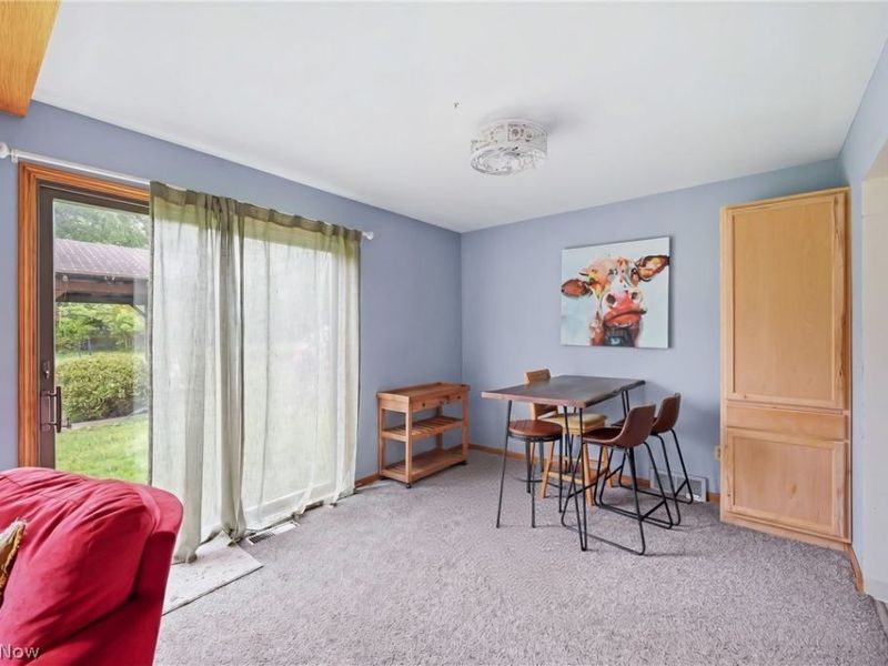 6667 Chestnut Ridge Road , Hubbard, OH 44425 Photo 17