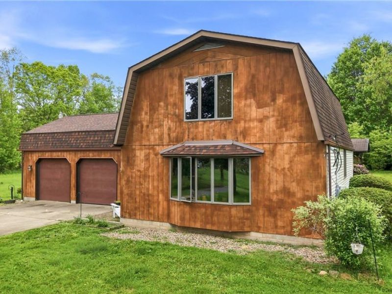 6667 Chestnut Ridge Road , Hubbard, OH 44425 Photo 3