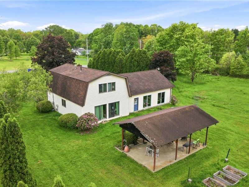 6667 Chestnut Ridge Road , Hubbard, OH 44425 Photo 7