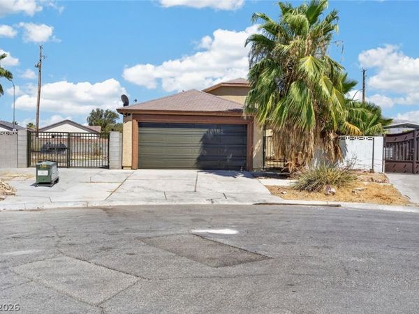 4030 Bright Star Court , Las Vegas, NV 89115