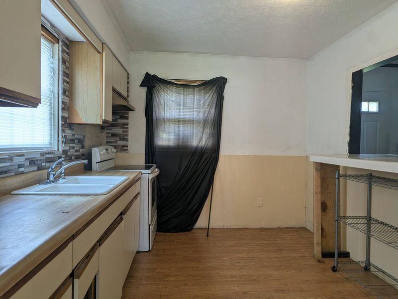 2194 W Blee Road, Springfield, OH 45502 Photo 5