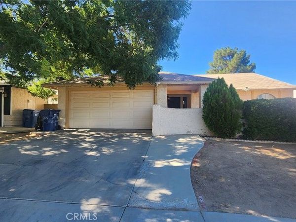 1308 W Avenue H8, Lancaster, CA 93534