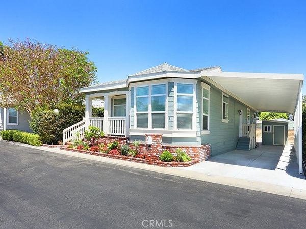5 Buena Vista, Tustin, CA 92680