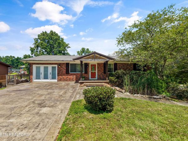 2833 Ithaca Drive, Knoxville, TN 37918