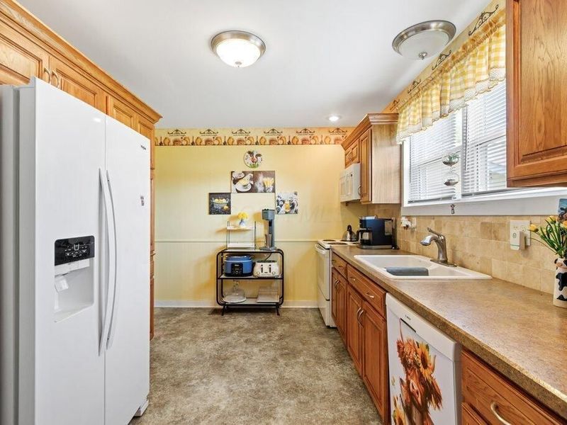 242 Boving Road , Lancaster, OH 43130 Photo 14