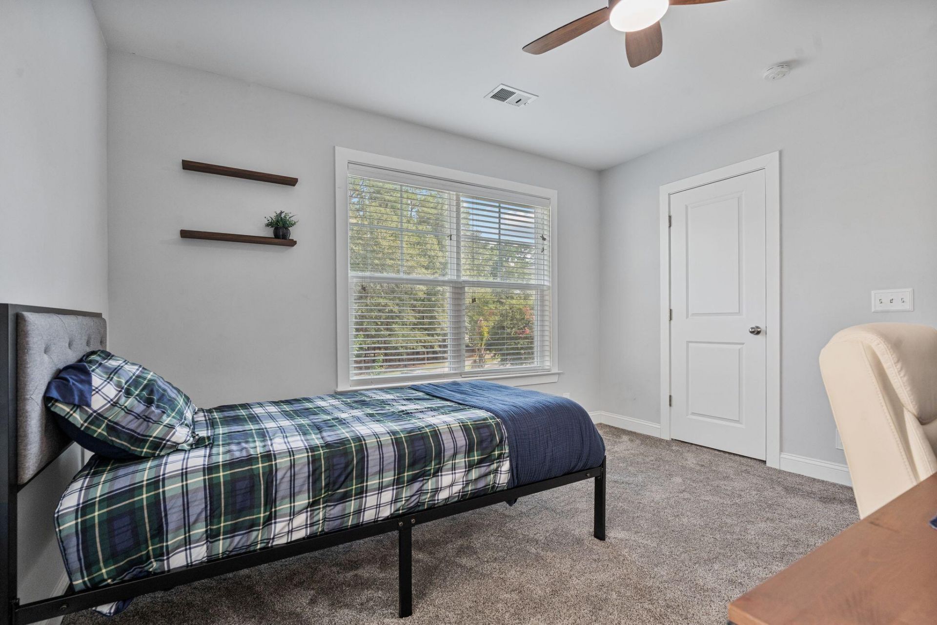 112 Turner Field Way Photo 74