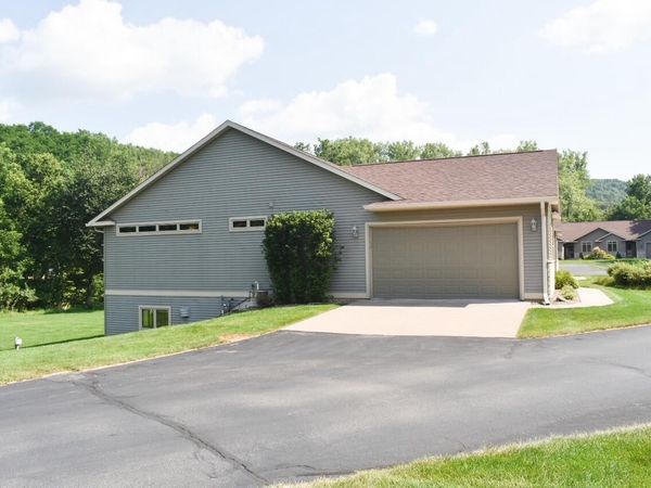 N3316 Miller ROAD, La Crosse, WI 54601