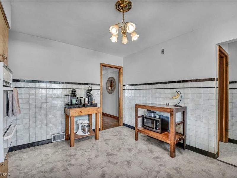 1332 W 38th Street, Lorain, OH 44053 Photo 17