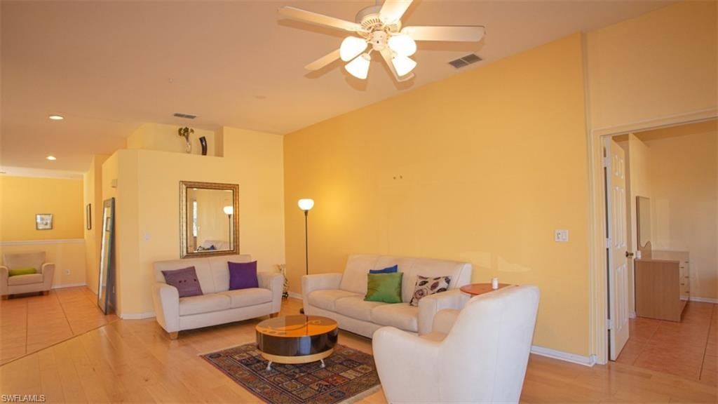 6855 Satinleaf Rd S, Unit 202, Naples, FL 34109 Photo