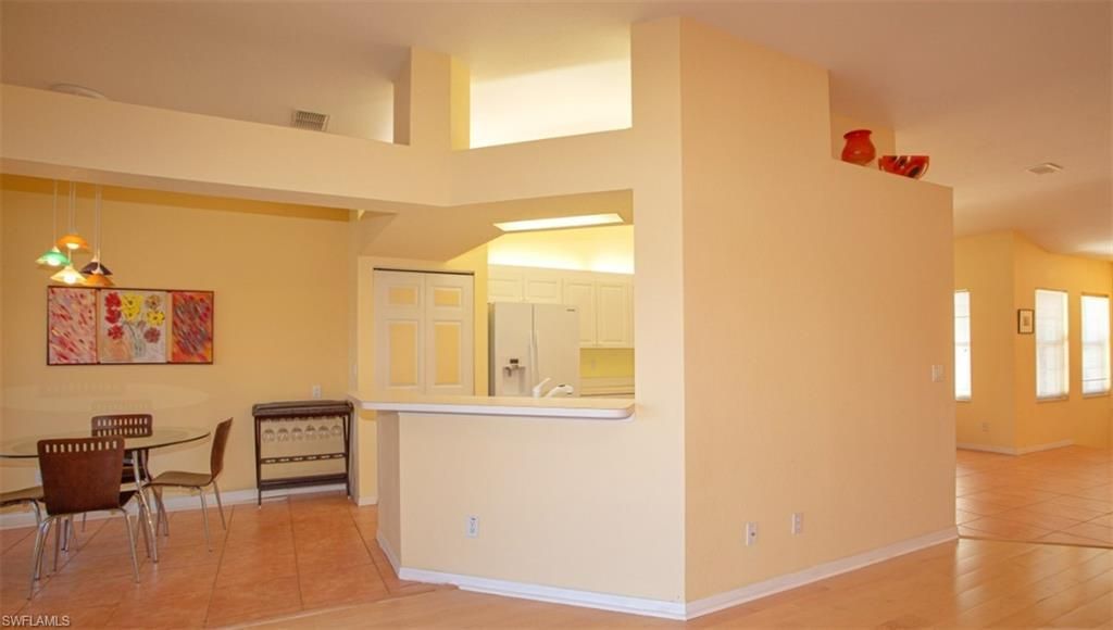 6855 Satinleaf Rd S, Unit 202, Naples, FL 34109 Photo