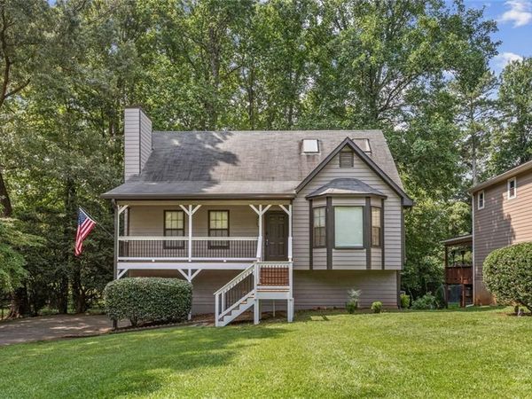 1798 Trophy Drive , Marietta, GA 30062