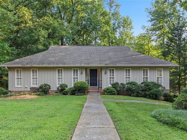 4930 Twin Branches Way , Atlanta, GA 30338