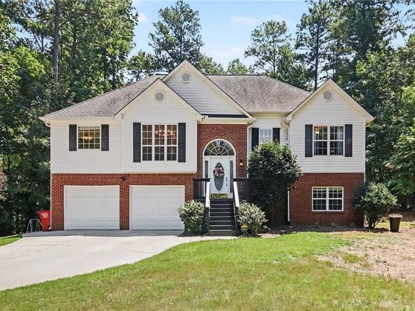 5220 Woodmont Drive, Villa Rica, GA 30180