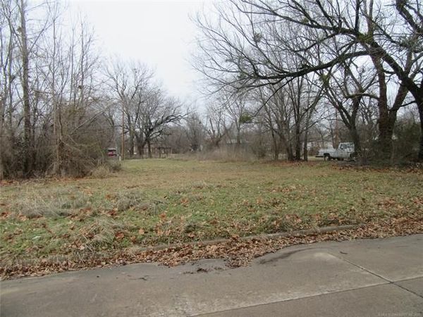 422 W Cherokee , McAlester, OK 74501