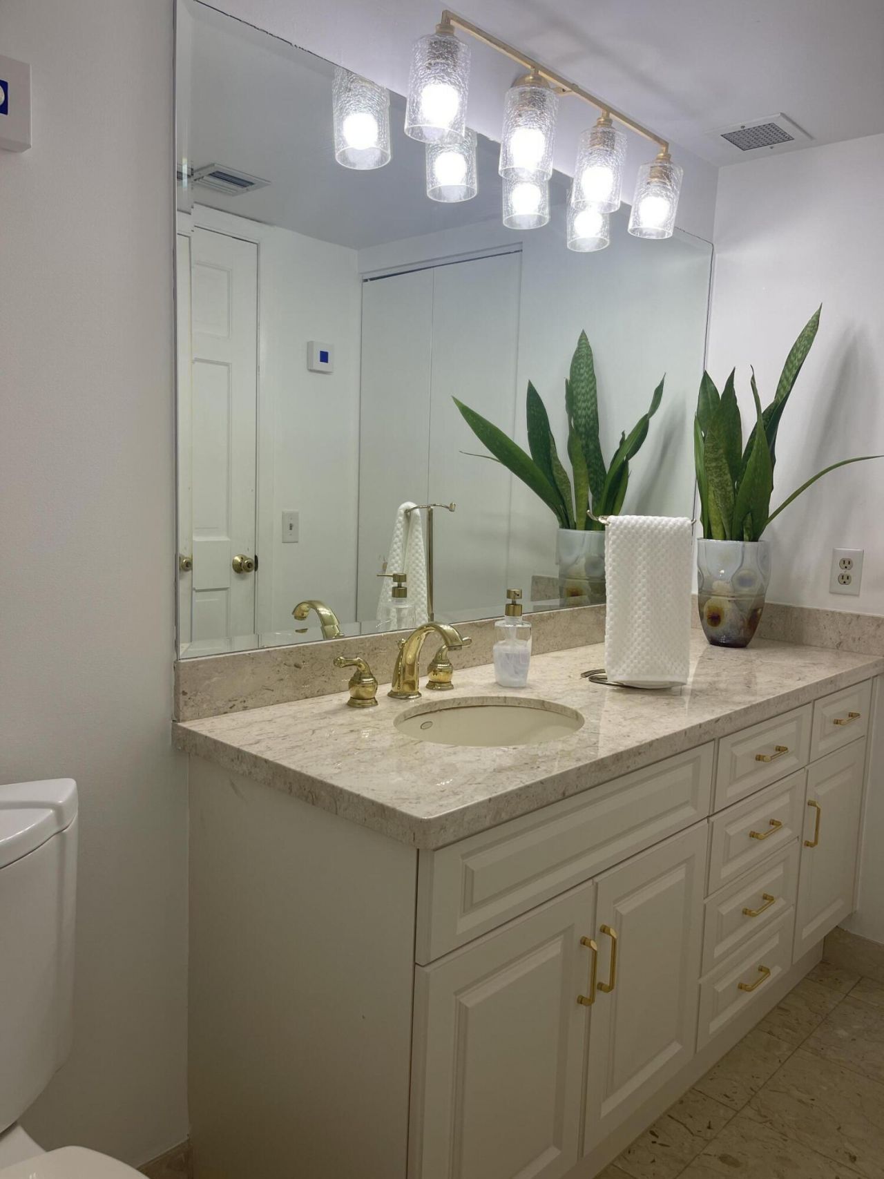 2001 N Ocean Boulevard, Unit 301, Boca Raton, FL 33431 Photo