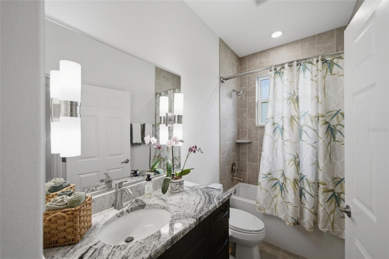 8435 Sailing Loop, Bradenton, FL 34202 Photo