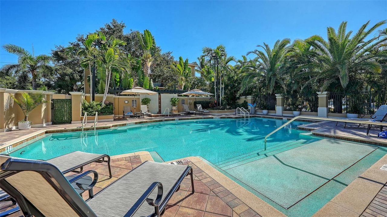 1064 N Tamiami Trail, Unit 1122, Sarasota, FL 34236 Photo