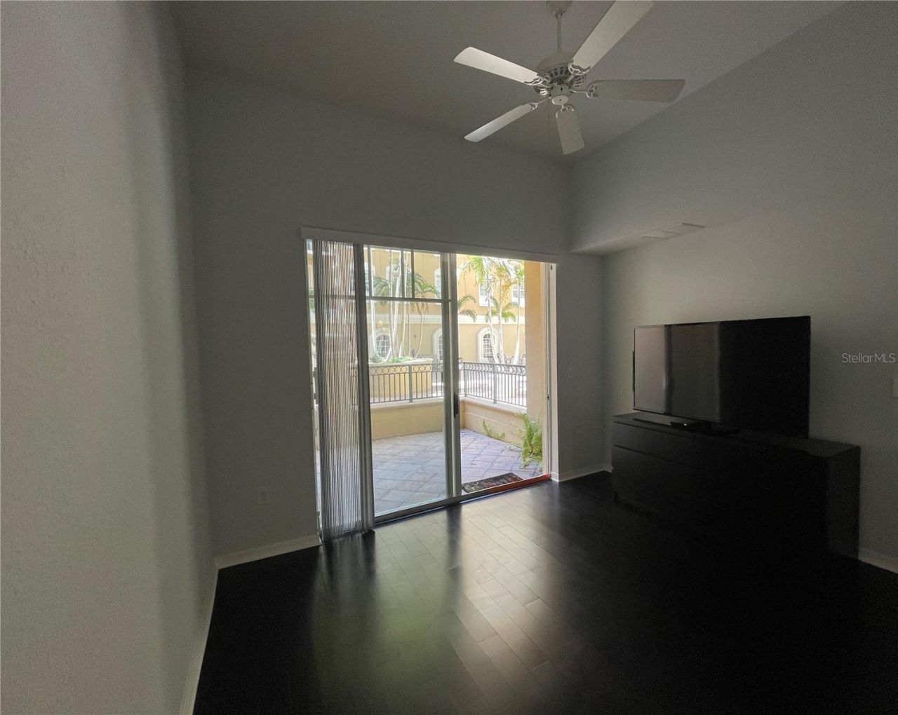 1064 N Tamiami Trail, Unit 1122, Sarasota, FL 34236 Photo