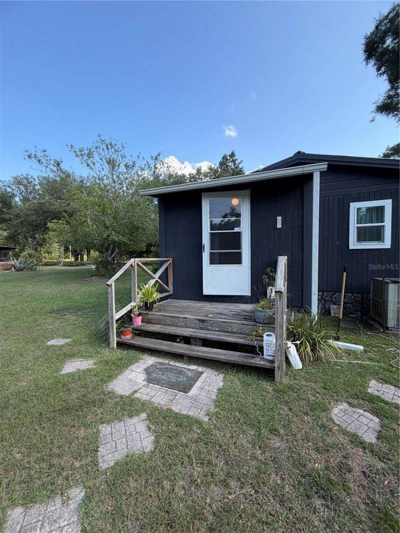 5649 209th Road, Live Oak, FL 32060 Photo