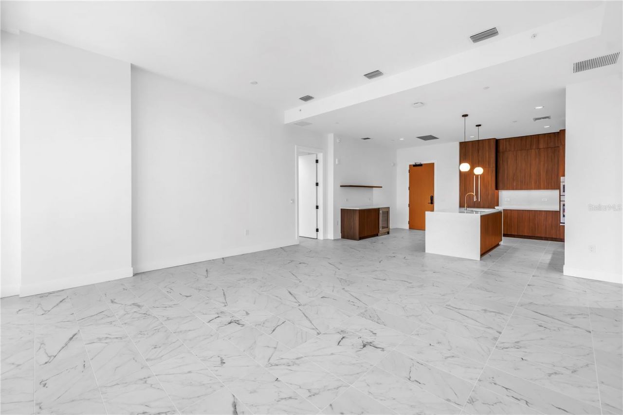 777 3rd Avenue N, Unit 1704, Saint Petersburg, FL 33701 Photo