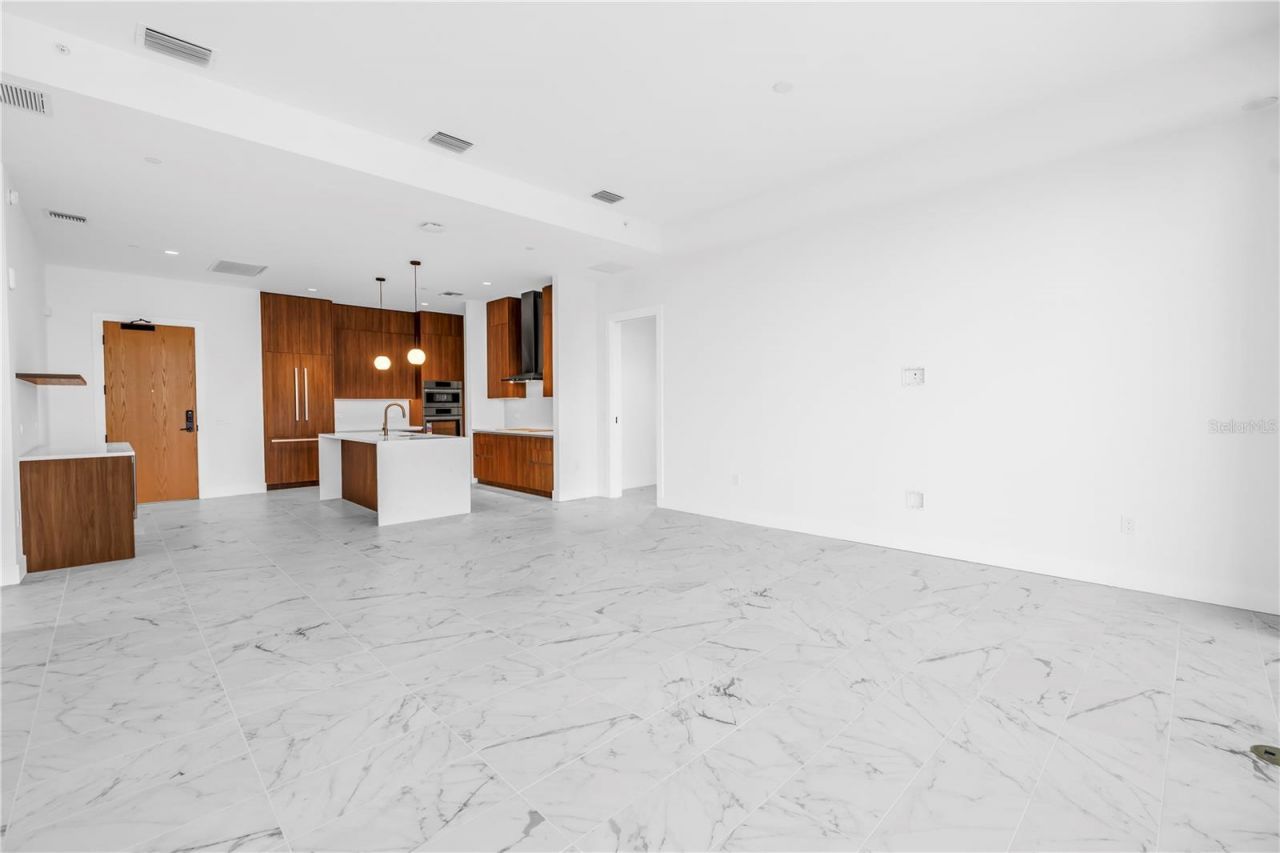 777 3rd Avenue N, Unit 1704, Saint Petersburg, FL 33701 Photo