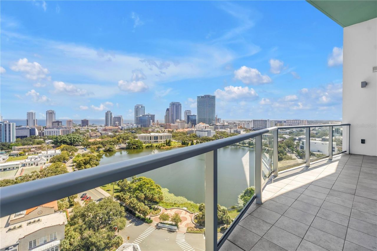777 3rd Avenue N, Unit 1704, Saint Petersburg, FL 33701 Photo