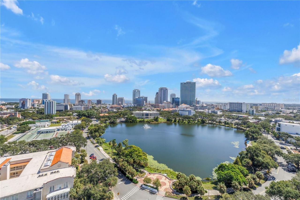 777 3rd Avenue N, Unit 1704, Saint Petersburg, FL 33701 Photo
