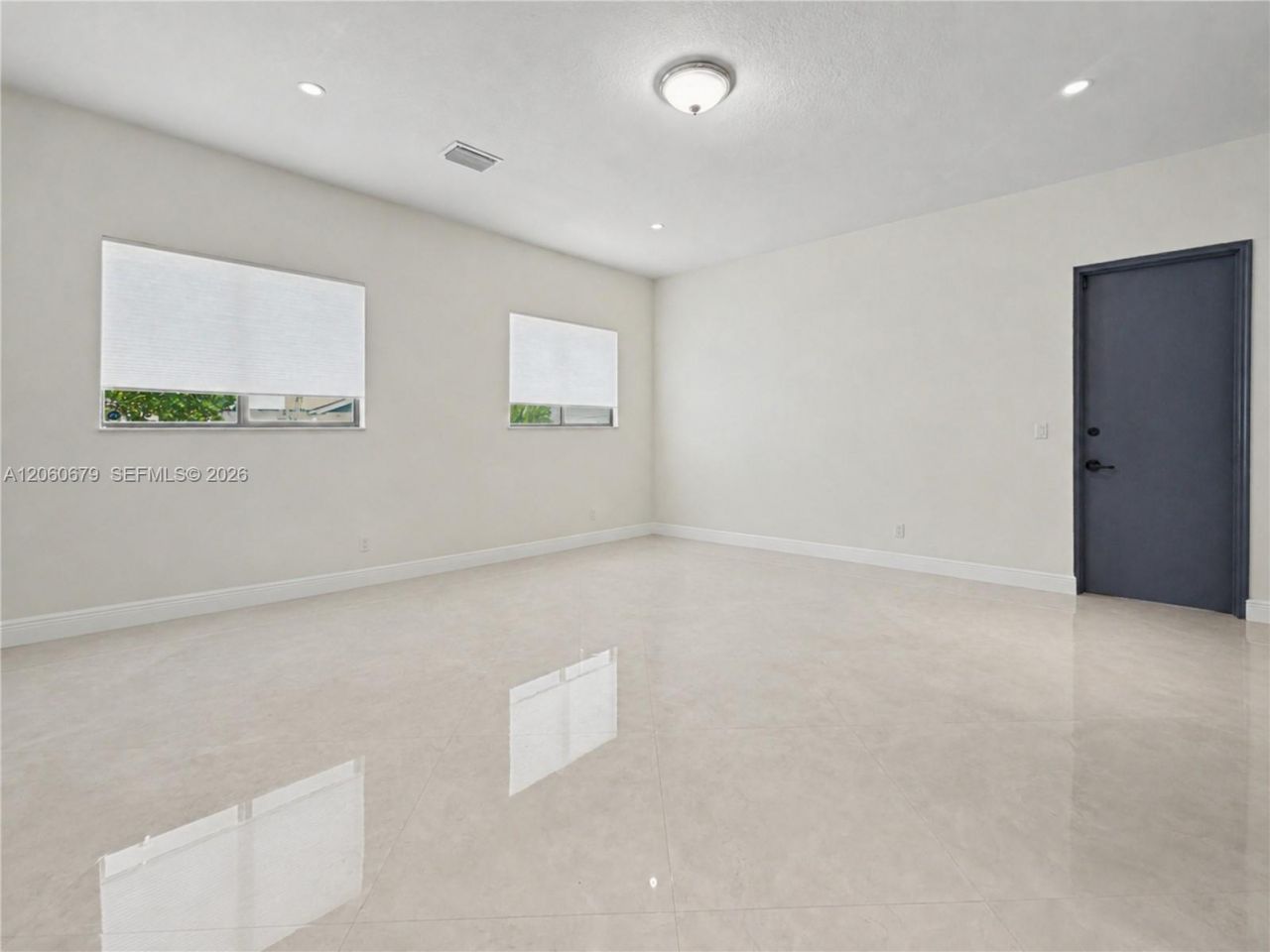 5889 SW 17th St , Miami, FL 33155 Photo