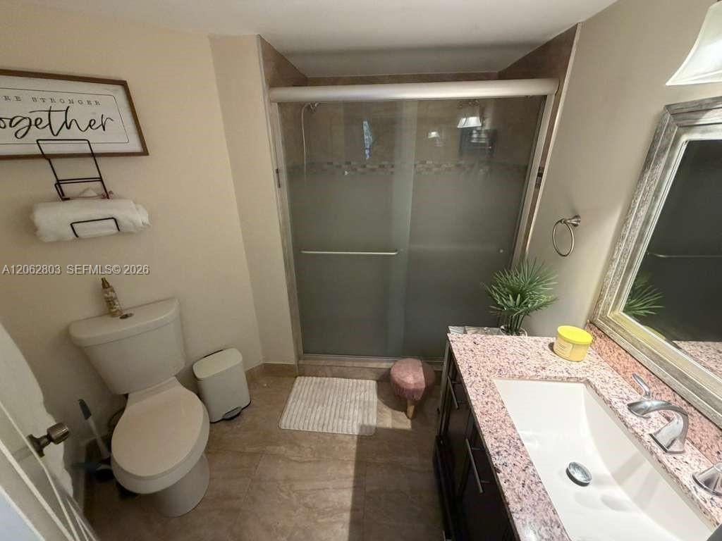 9417 Fontainebleau Blvd , Unit 212-27, Miami, FL 33172 Photo