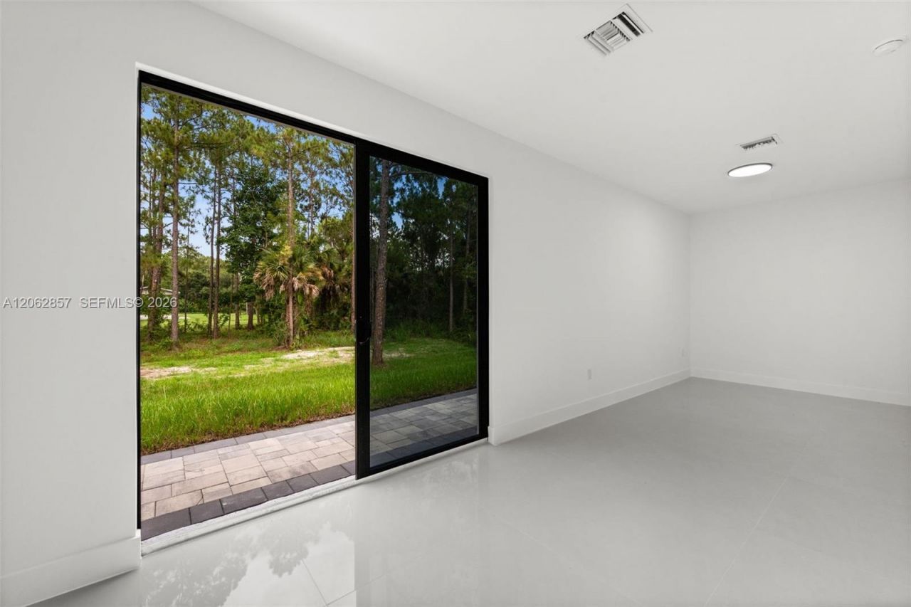 616 Prospect Avenue, Lehigh Acres, FL 33972 Photo