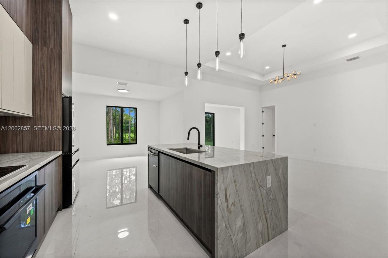 616 Prospect Avenue, Lehigh Acres, FL 33972 Photo