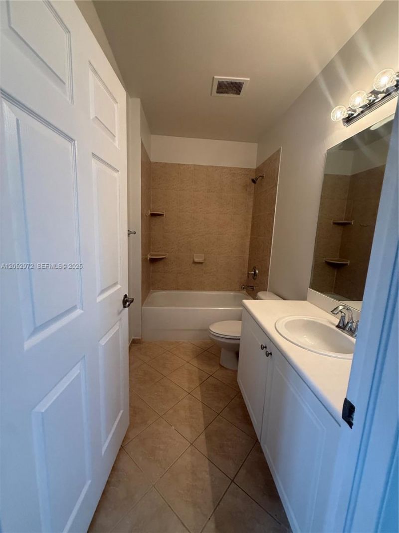 3064 SE 1st Dr, Unit 7, Homestead, FL 33033 Photo