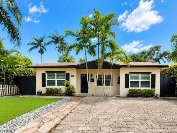 5744 SW 54th Ter, Miami, FL 33155