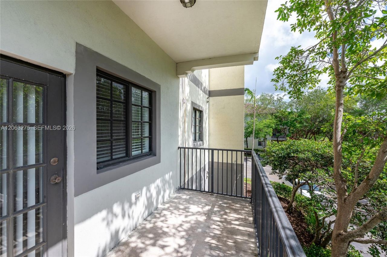 2851 Riverside Dr , Unit 207-N, Coral Springs, FL 33065 Photo
