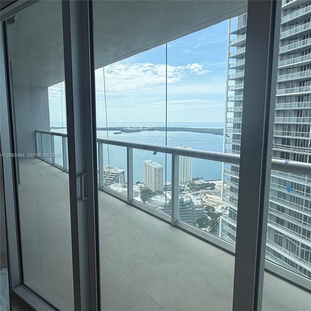 475 Brickell Ave, Unit 4909, Miami, FL 33131 Photo
