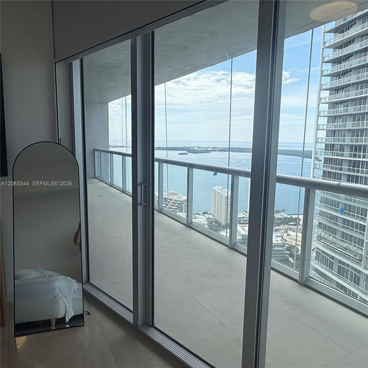 475 Brickell Ave, Unit 4909, Miami, FL 33131 Photo