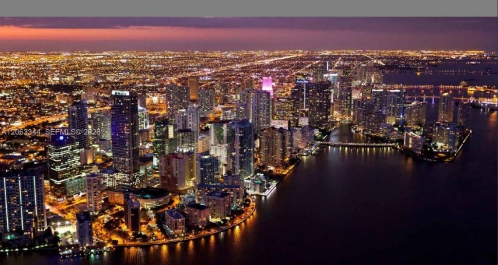 475 Brickell Ave, Unit 4909, Miami, FL 33131 Photo
