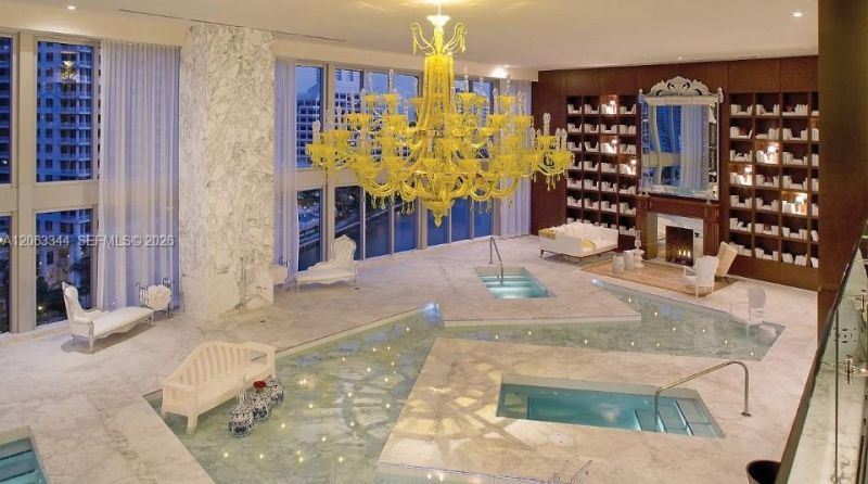 475 Brickell Ave, Unit 4909, Miami, FL 33131 Photo