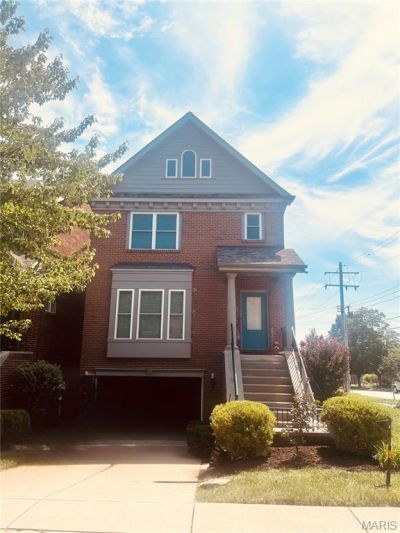 2130 Franz Park Lane , Saint Louis, MO 63139 Main Photo
