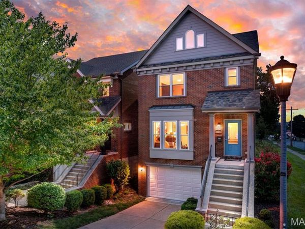 2130 Franz Park Lane, St Louis, MO 63139